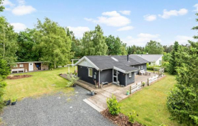 Amazing Home In Rønde With Wifi